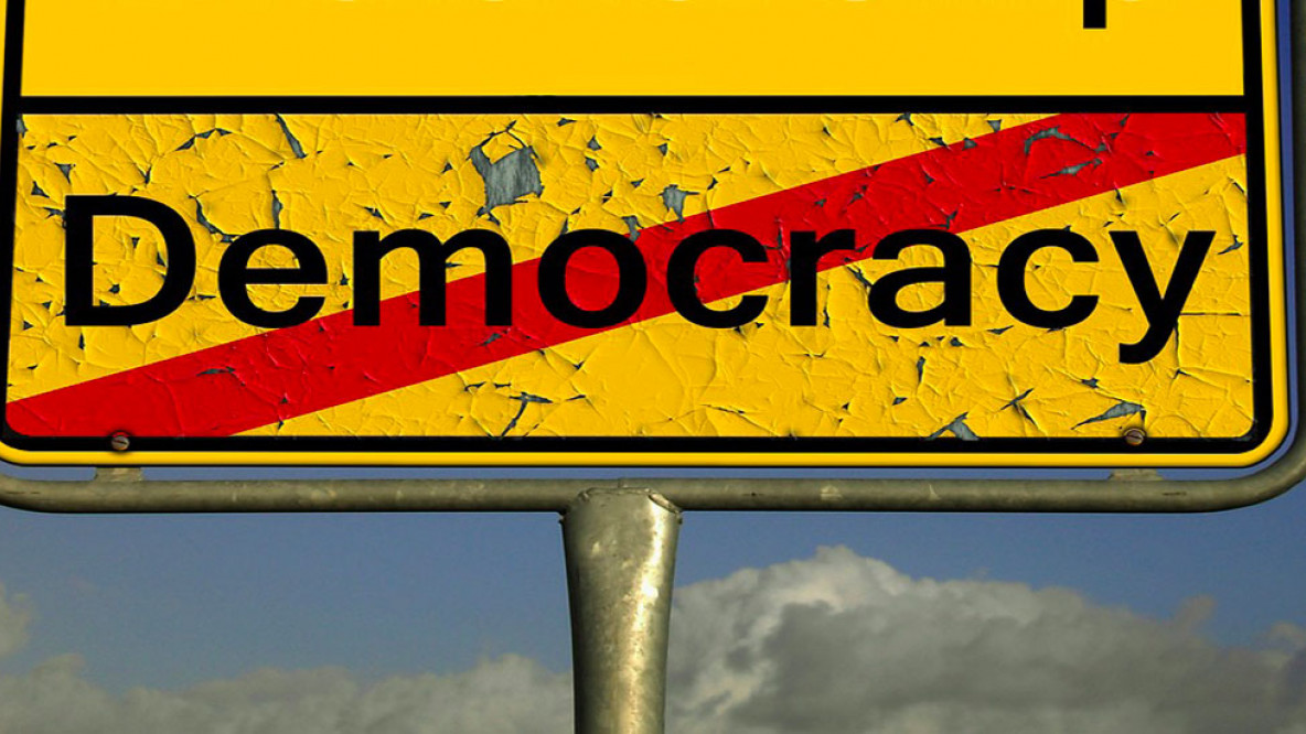 demokratie-2161890_1280.jpg
