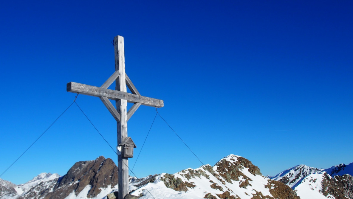 Gipfelkreuz am Hochwart 2608 m