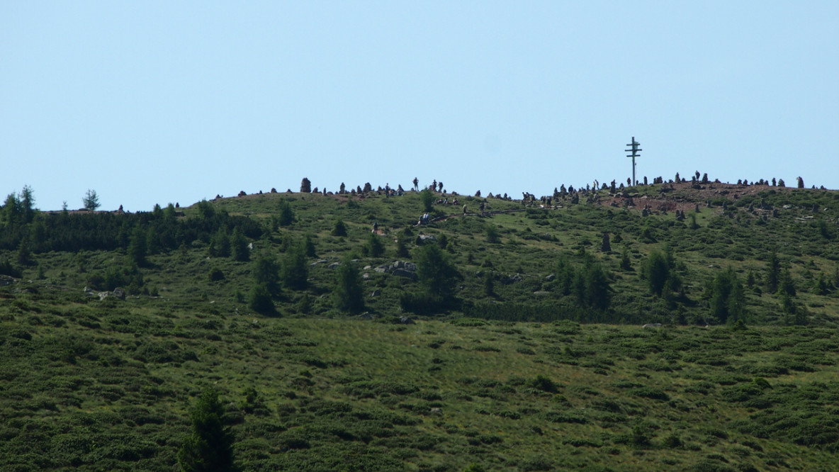 Die Stoanernen Mandln mit Gipfelkreuz