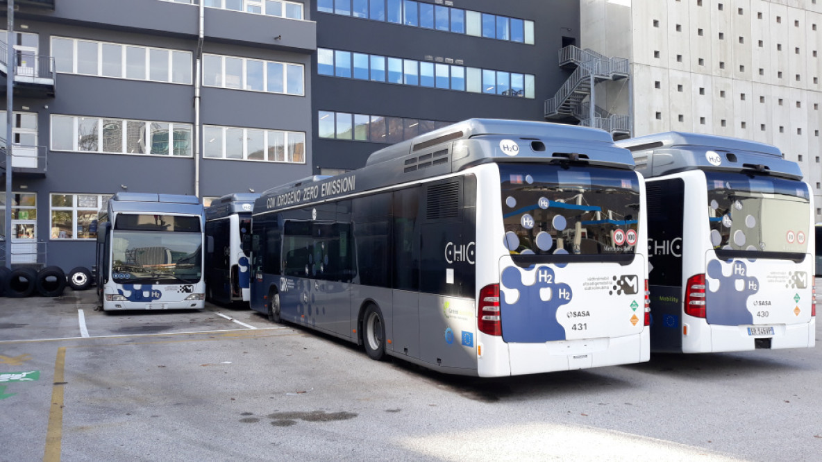 Gli autobus a idrogeno di Sasa del progetto EU Chic dismessi presso il deposito bus di Sasa in via Buozzi - 18.11.2022