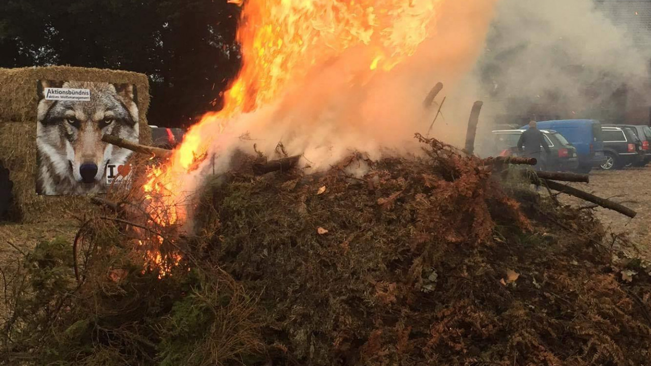 Mahnfeuer im Mai in Deutschland