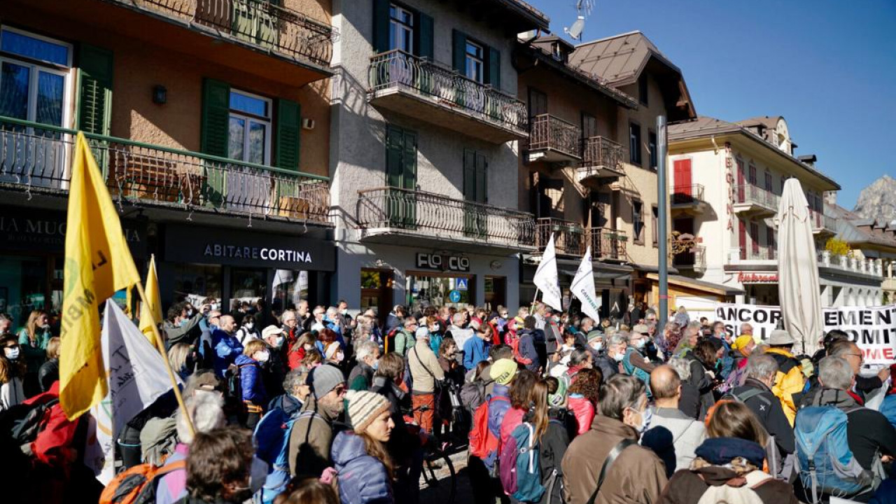 Manifestazione Cortina