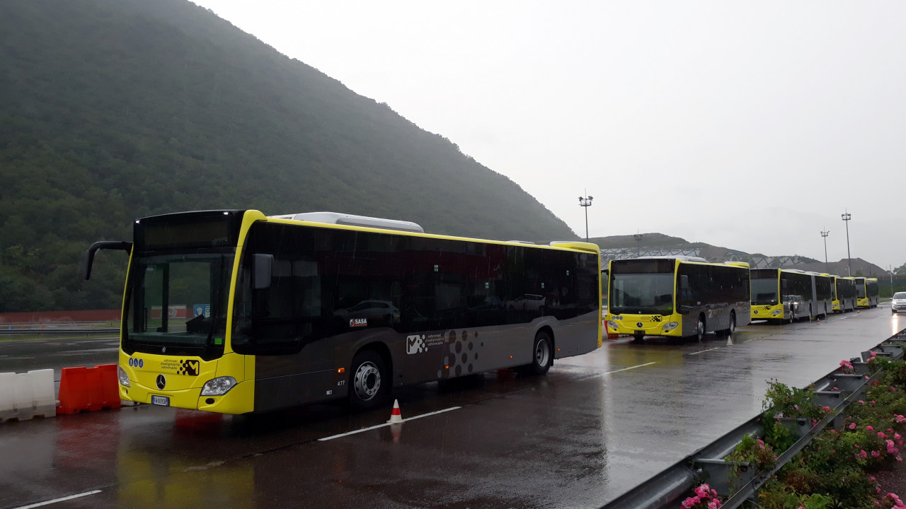 bus_ibridi-gasolio_sasa_centro_guida_sicura_vadena.jpg