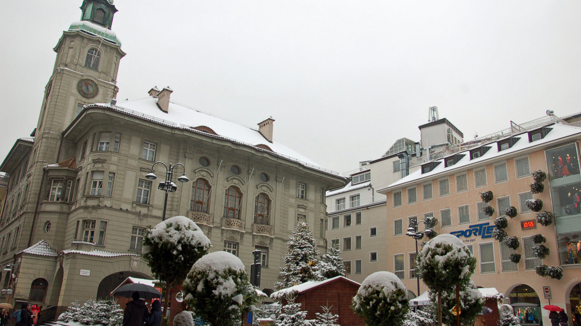 Neve Bolzano