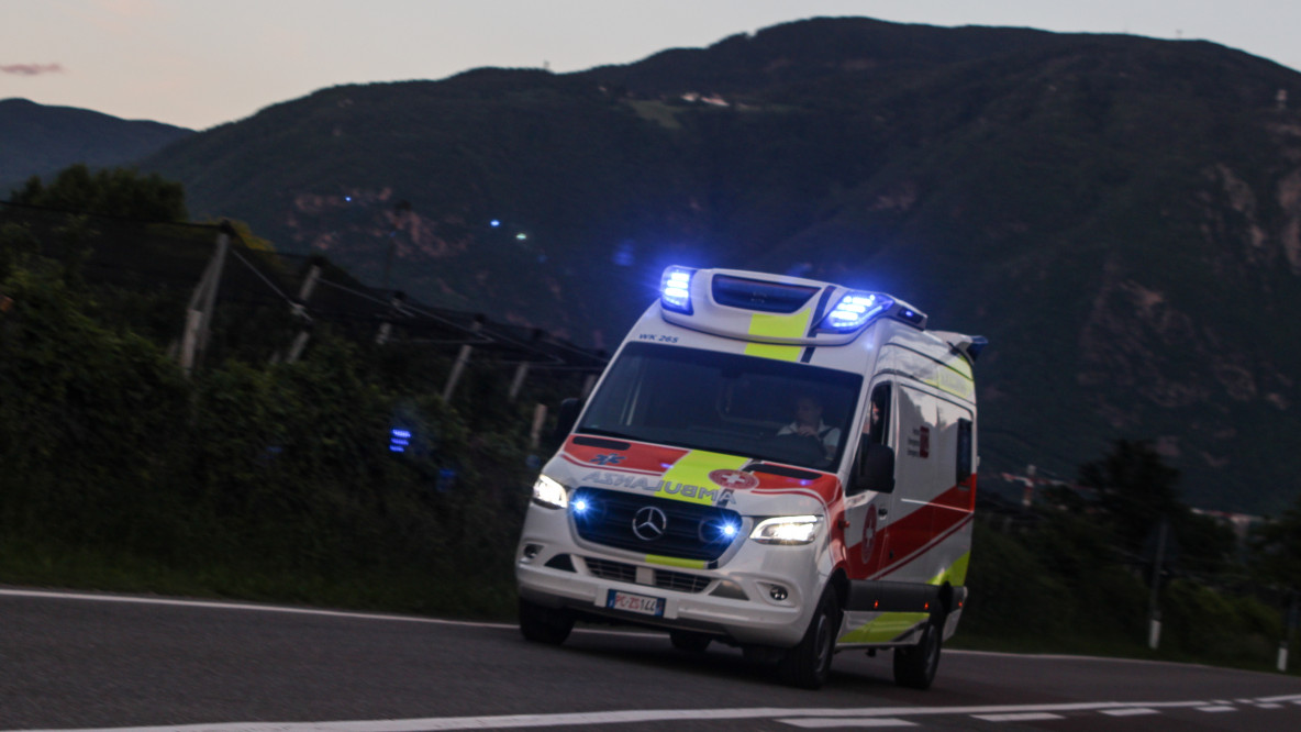Croce bianca, ambulanza, Weisses Kreuz
