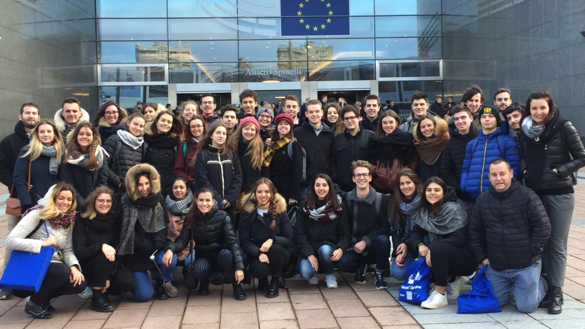 Gruppo giovani Pergine al Parlamento a Bruxelles