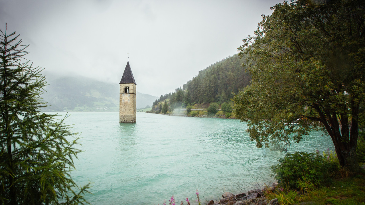 reschensee_italy_unsplash.jpg