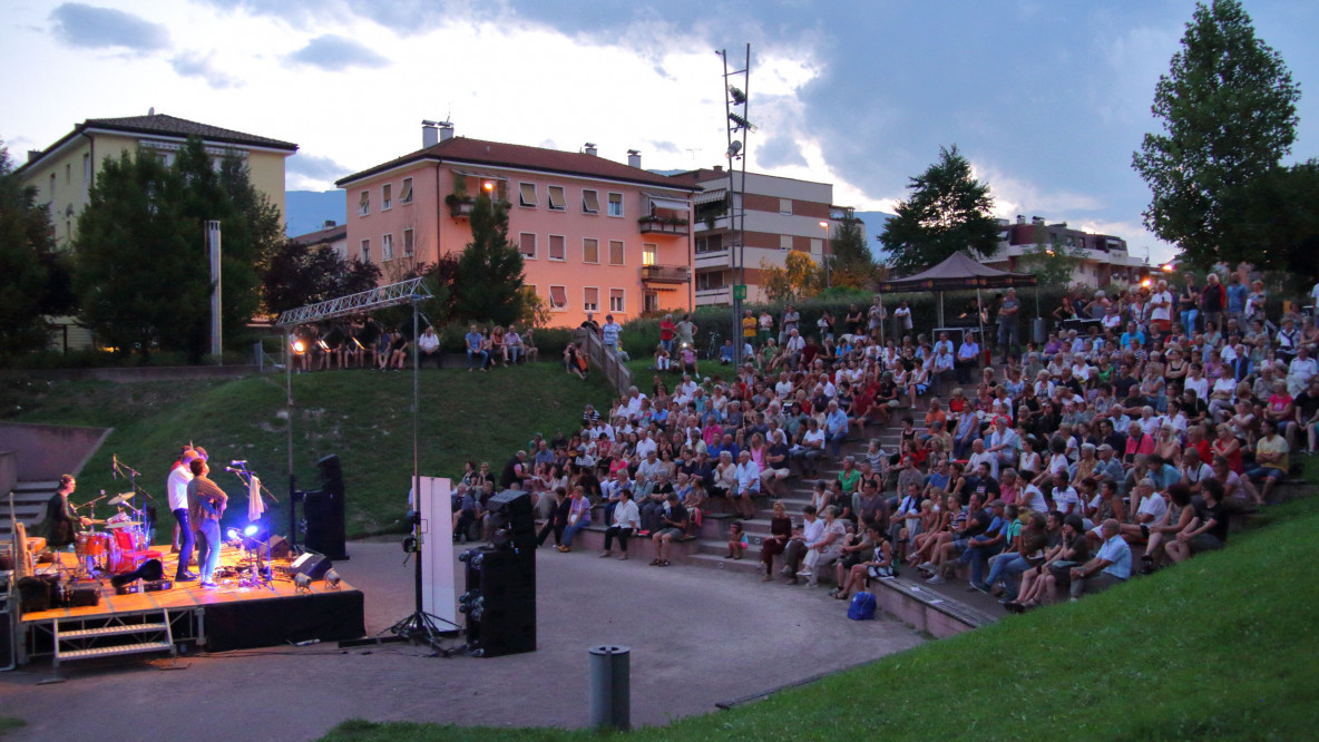 Stagione estiva Don Bosco: Non solo orchestre, ma anche band salgono sul palco