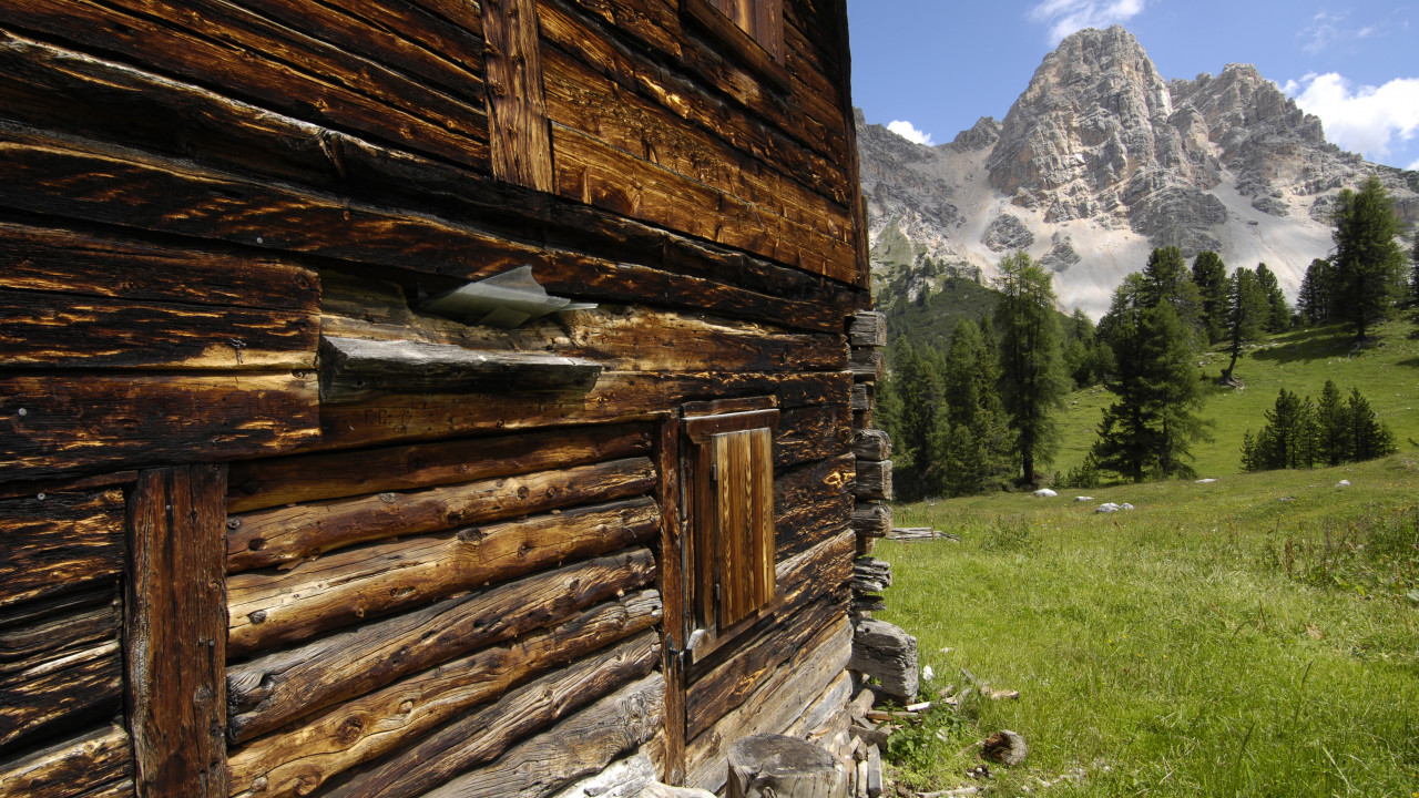 Almhütte