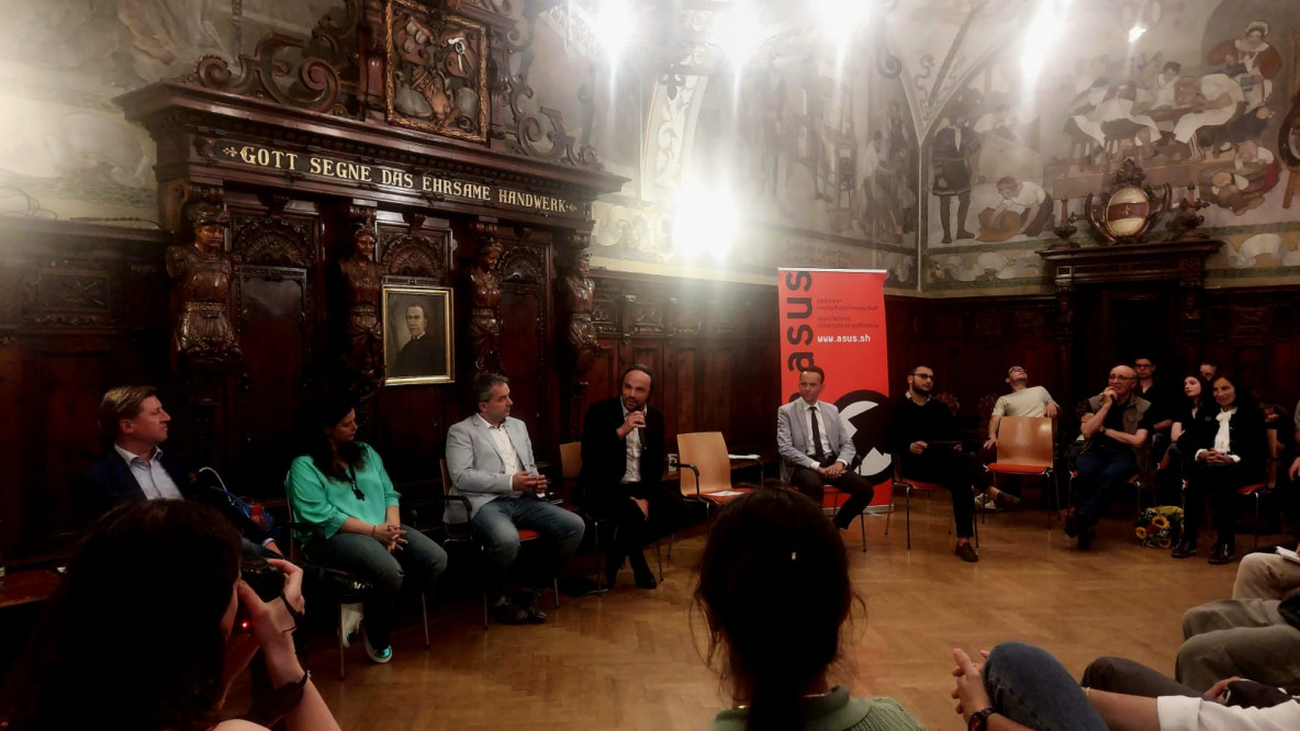 Studium, Podiumsdiskussion