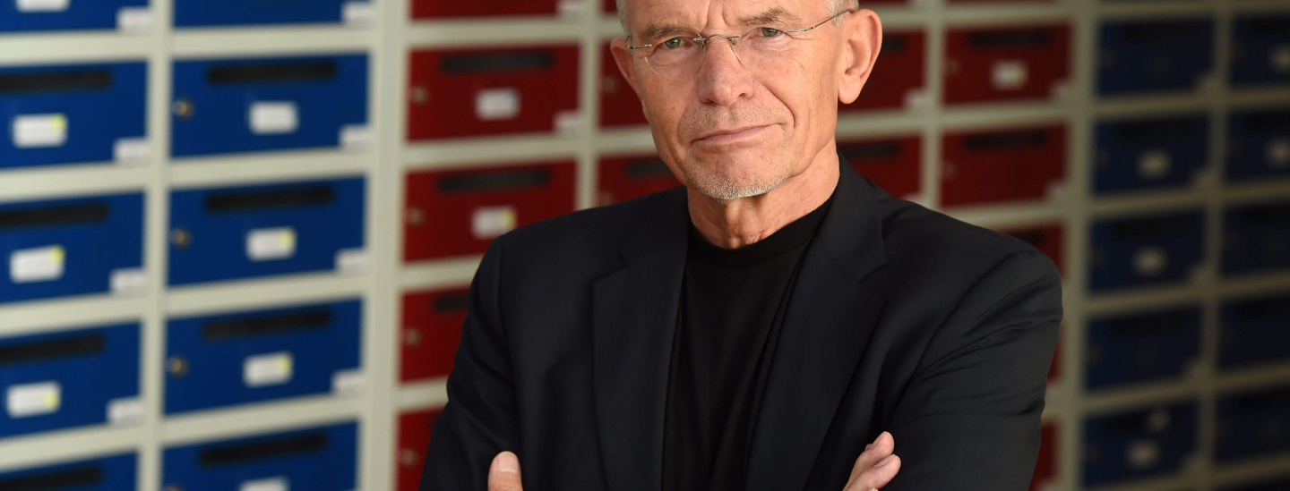 Klaus Hurrelmann Klaus Hurrelmann