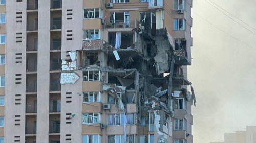 Kiev, palazzo colpito