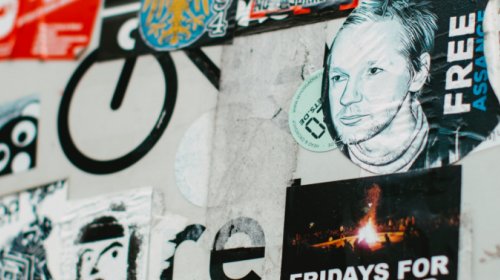 Free Assange Sticker