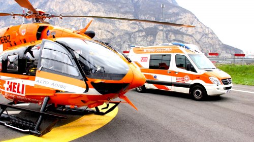 Pelikan ambulanza soccorsi croce bianca WEISSES KREUZ