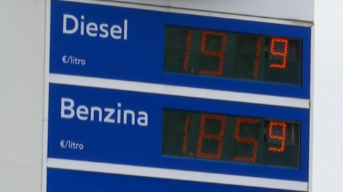 Prezzi benzina e gasolio gennaio 2023