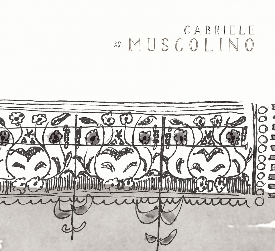 Das erste Solo-Album „Gabriele Muscolino” ist am 26. Februar 2021 über das italienische Label Visage Music erschienen.