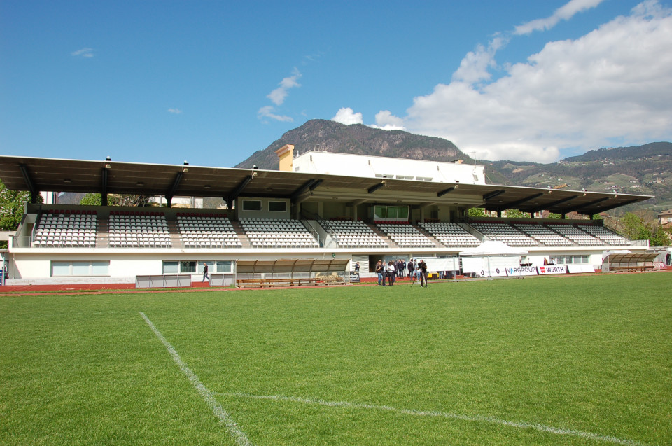 Uno stadio per 10.000 tifosi Salto.bz
