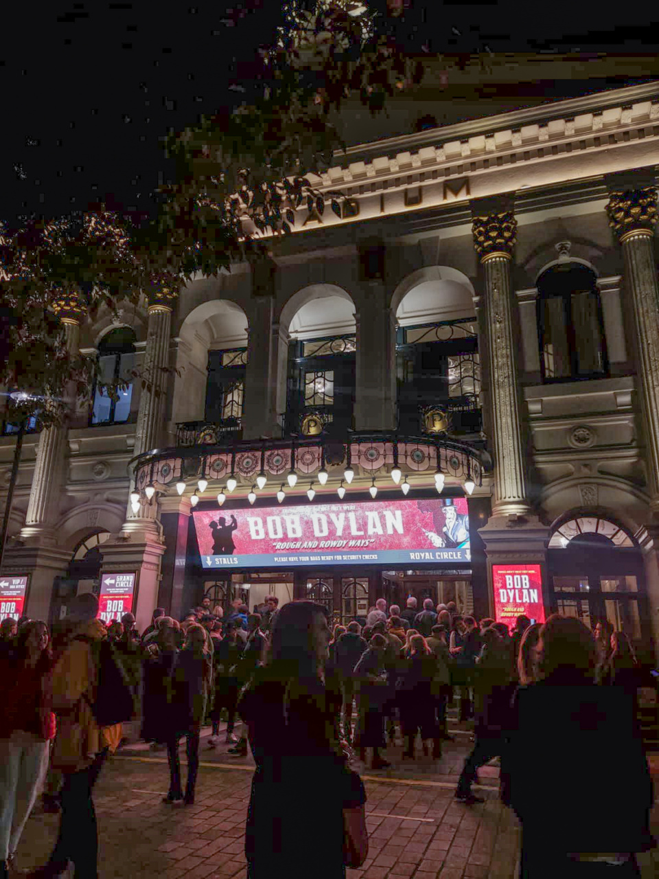 Bob dylan live at the london palladium