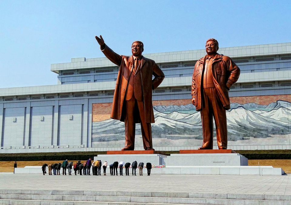 Das Mansudae Grand Monument: Die ehemaligen Führer Kim Il Sung und Kim Jong Il